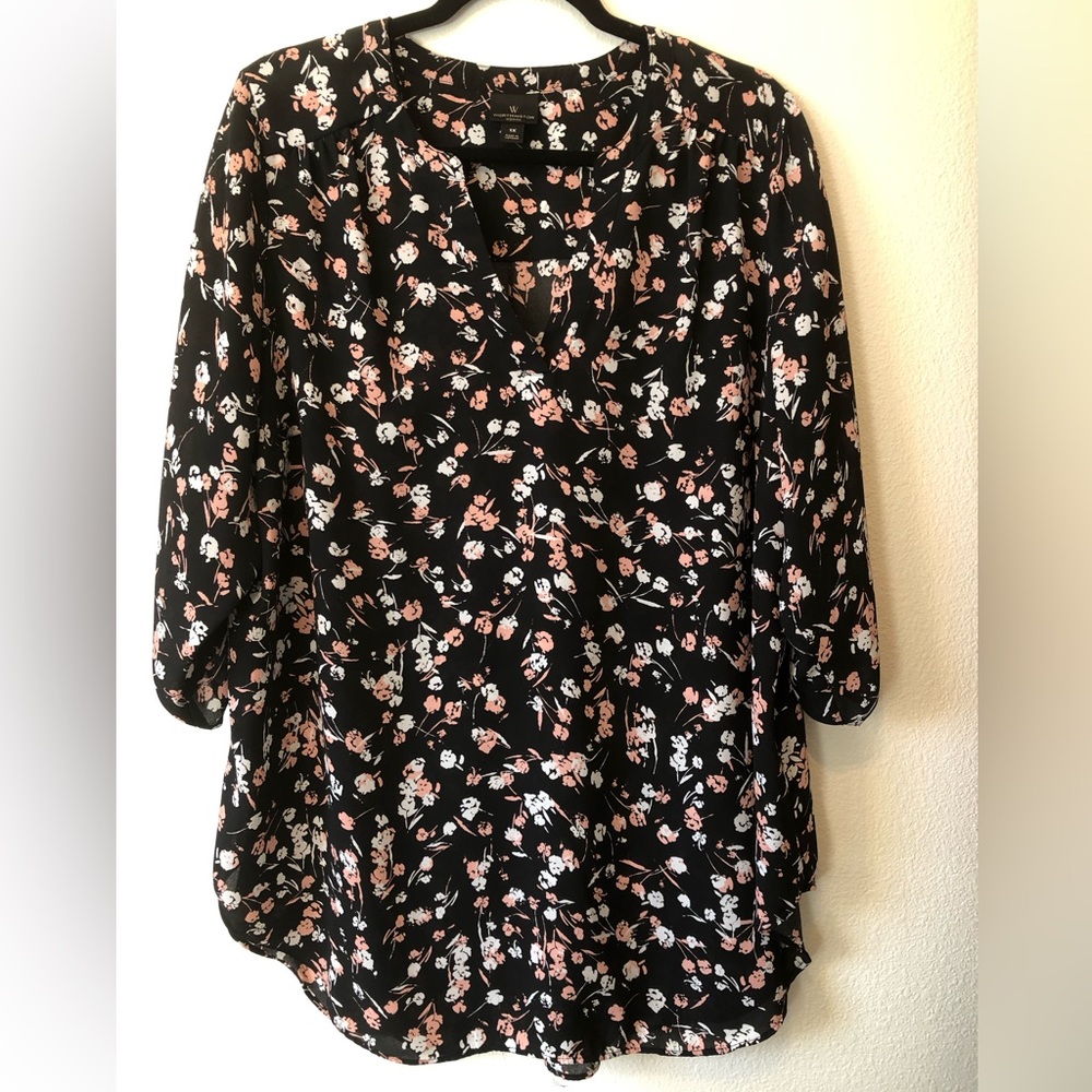 Worthington V-Neck Black Floral Blouse